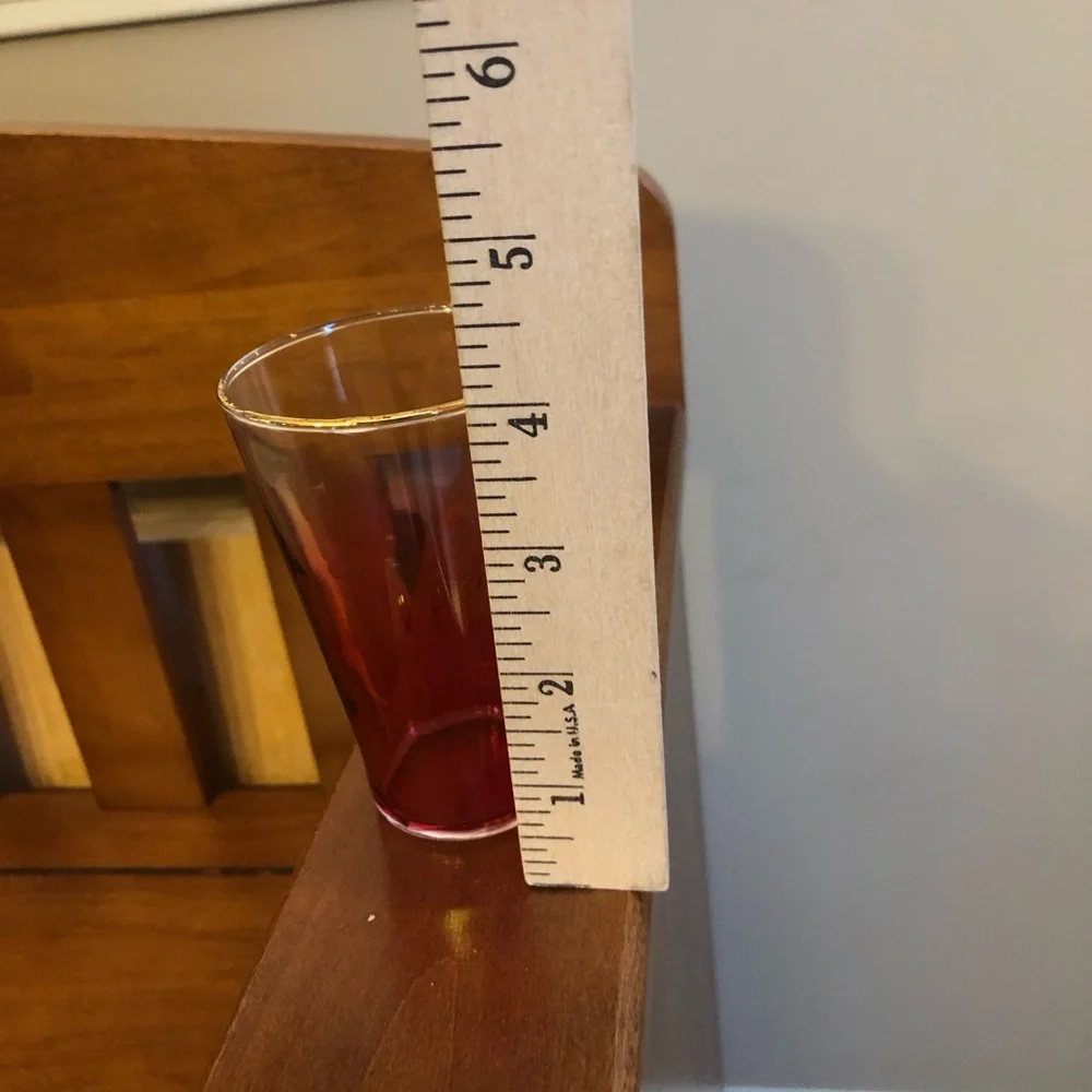 Elegant Ombre Glass Pitcher and Tumbler Set - Picture 3 of 13